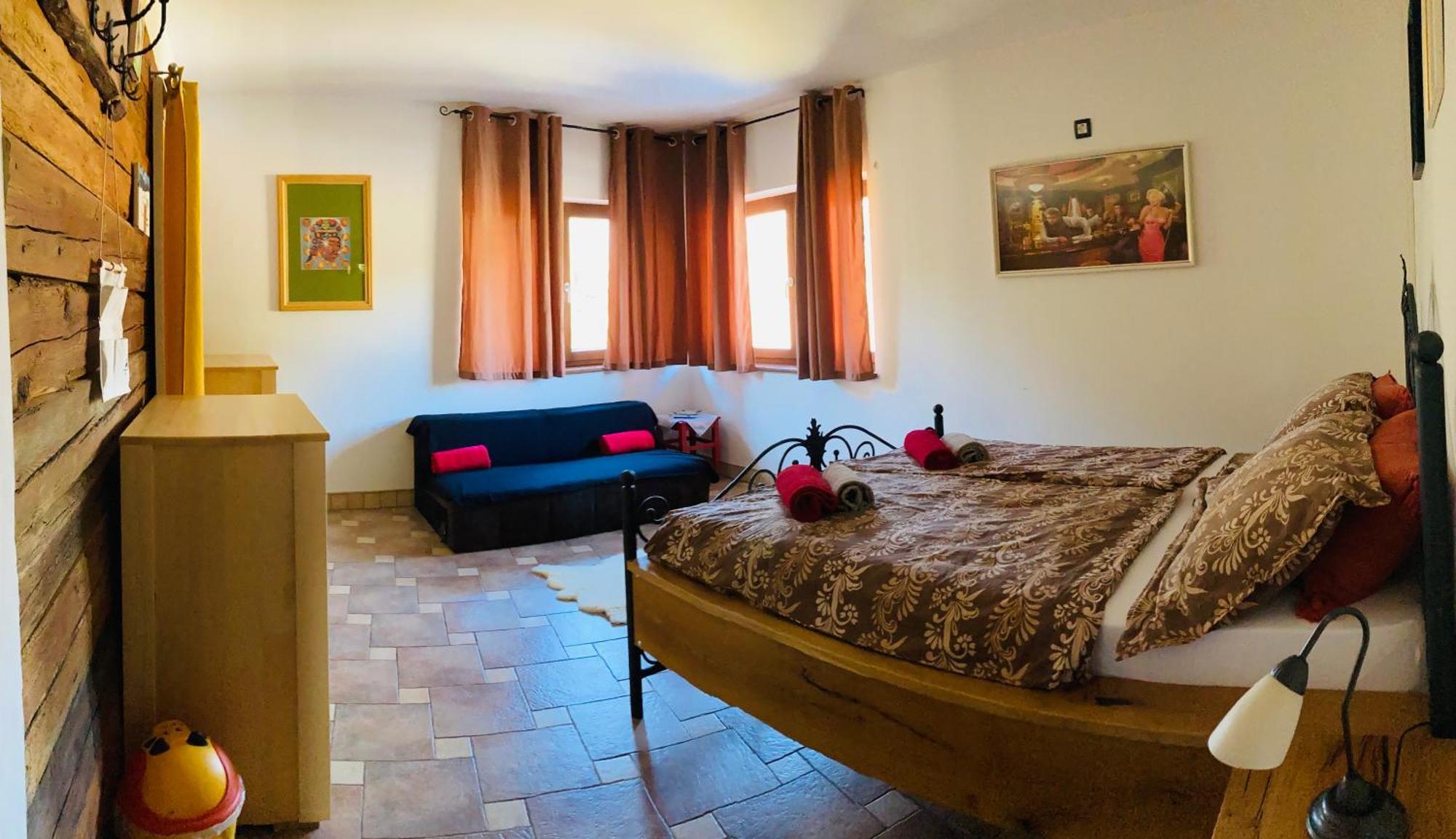 Villa Family House à Mozirje Extérieur photo