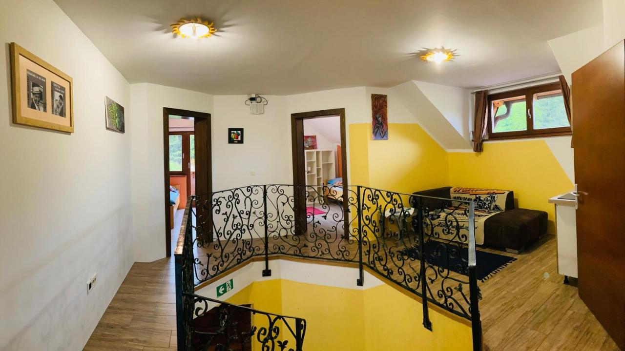Villa Family House à Mozirje Extérieur photo